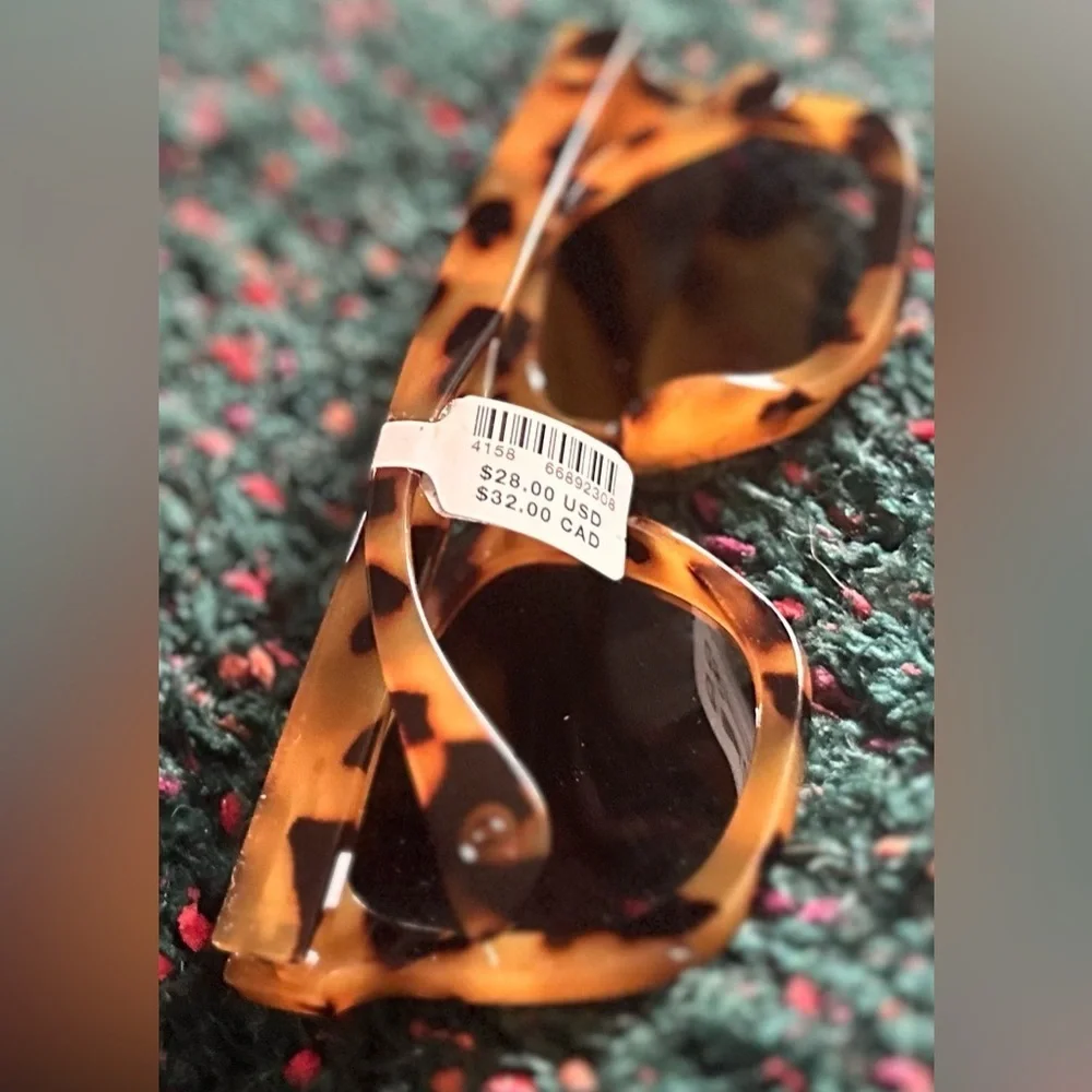 🎸Tortoise Shell Polarized Sunglasses🎸
